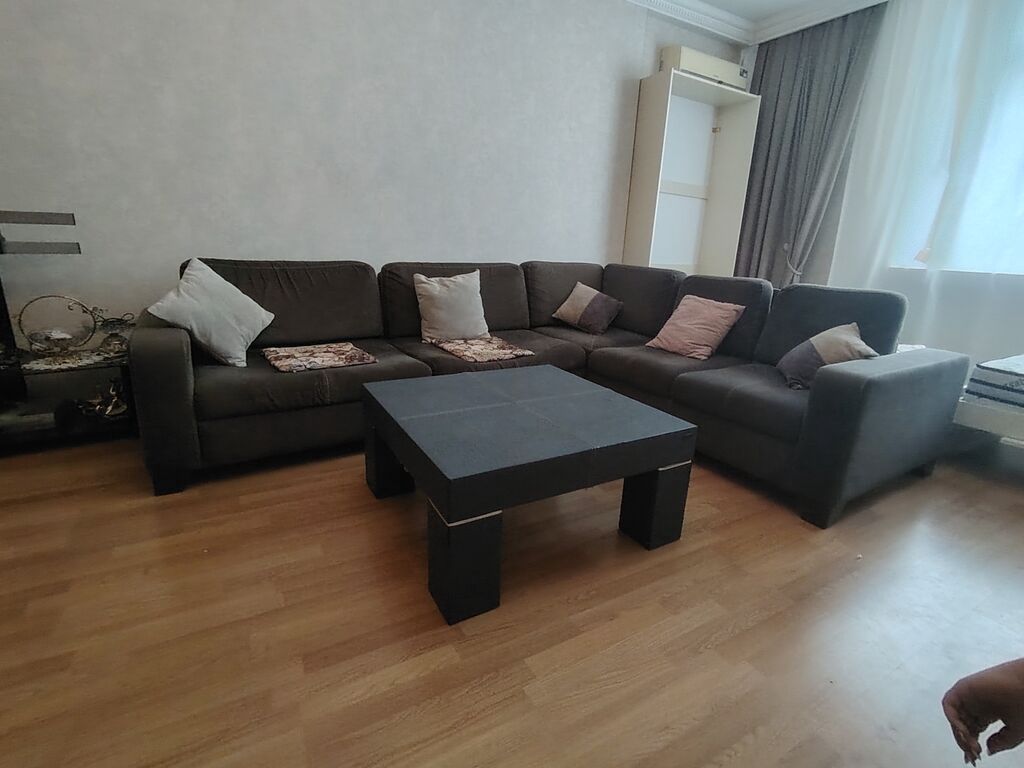 İşlənmiş, Künc divan, Qonaq otağı üçün, Açılmayan — Mebel, Bakı (2)