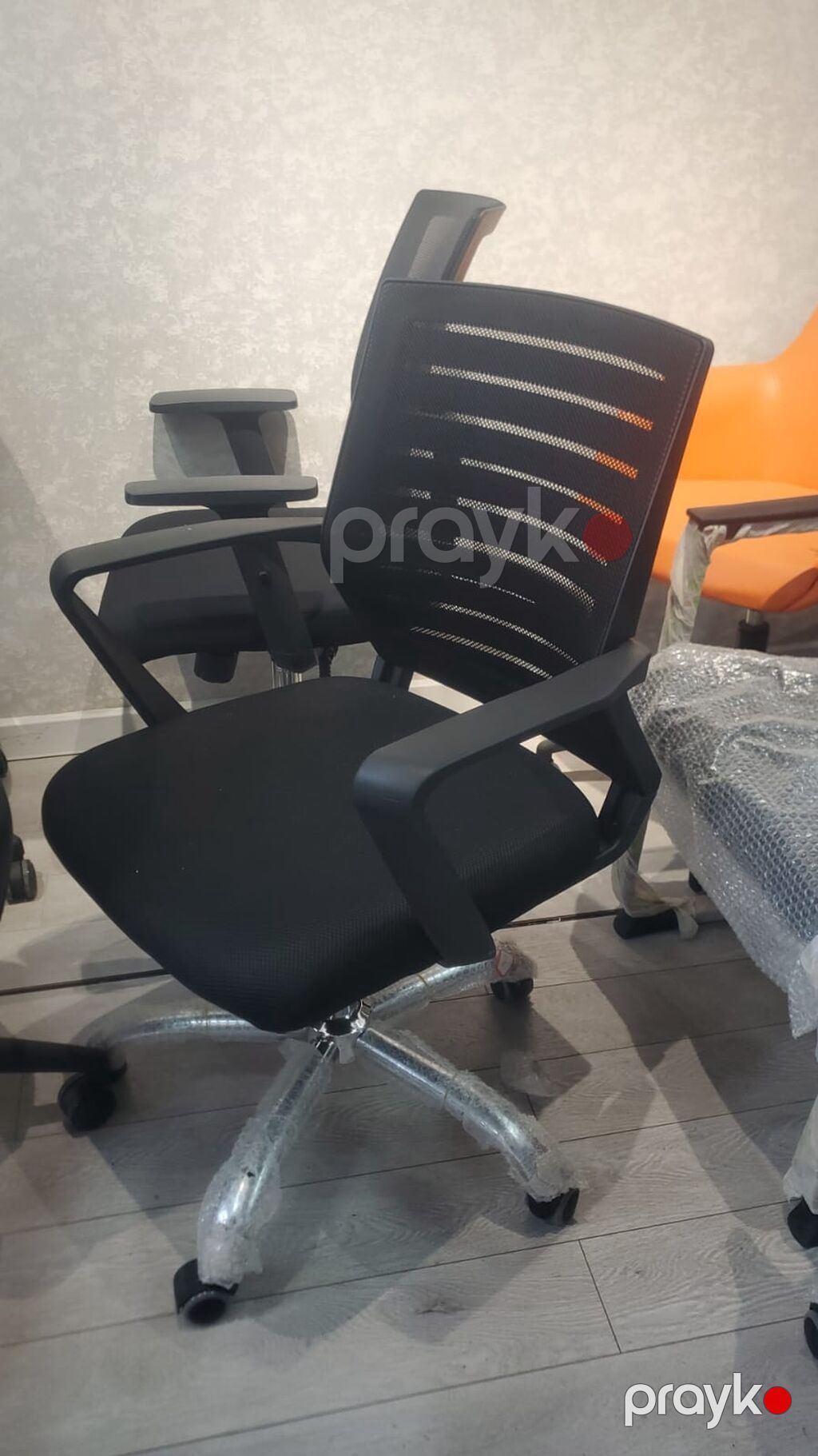 Yeni, Təkərli, Qolları tənzimlənir — Ofis mebeli, Bakı (9)