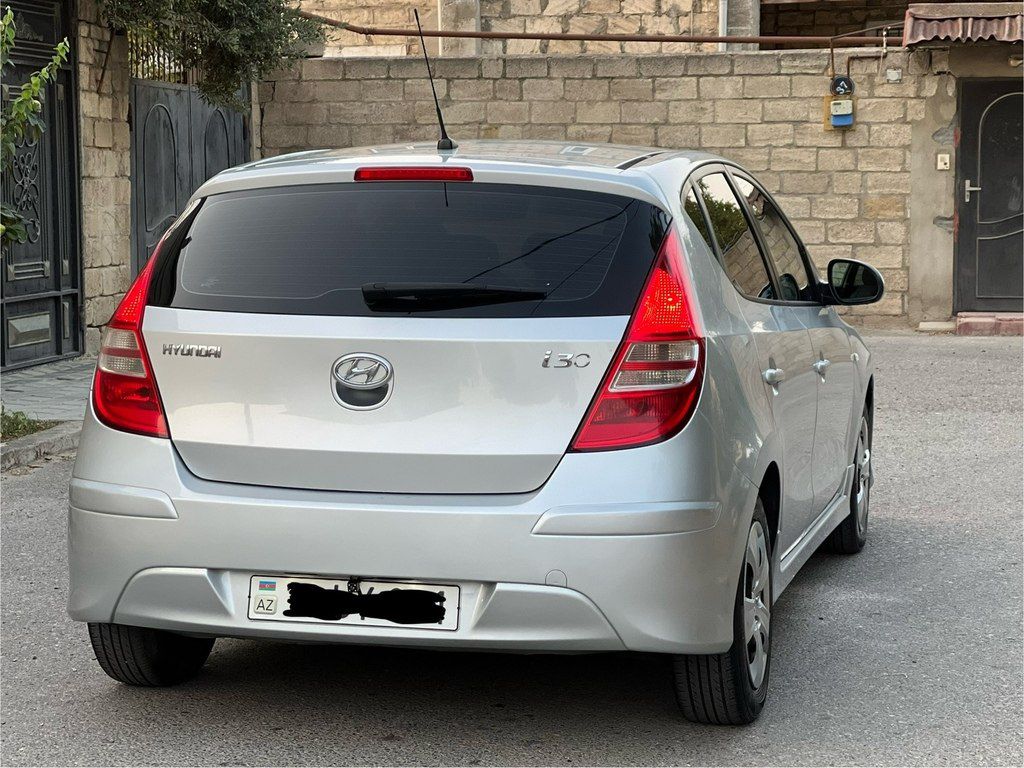 Hyundai i30, 1.4 L, 2010 il, 256 978 km — Avtomobillər, Sumqayıt (9)