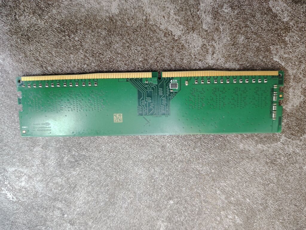 Crucial DDR4 8GB RAM - Model: Crucial CT8G4DFS8266.M8FE - Tutum: 8 GB — Elektronika, Bakı (3)