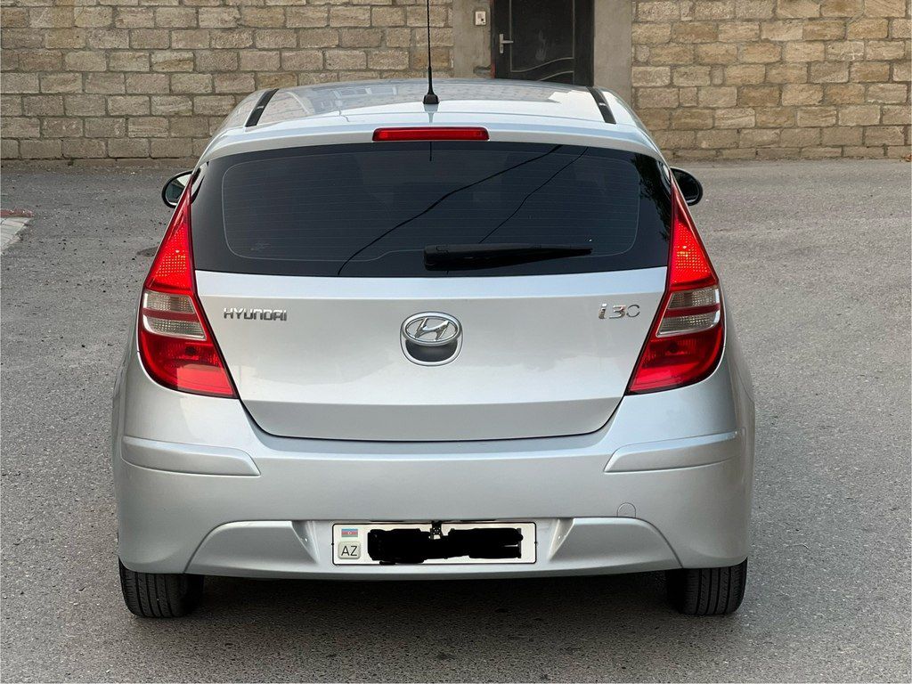 Hyundai i30, 1.4 L, 2010 il, 256 978 km — Avtomobillər, Sumqayıt (11)