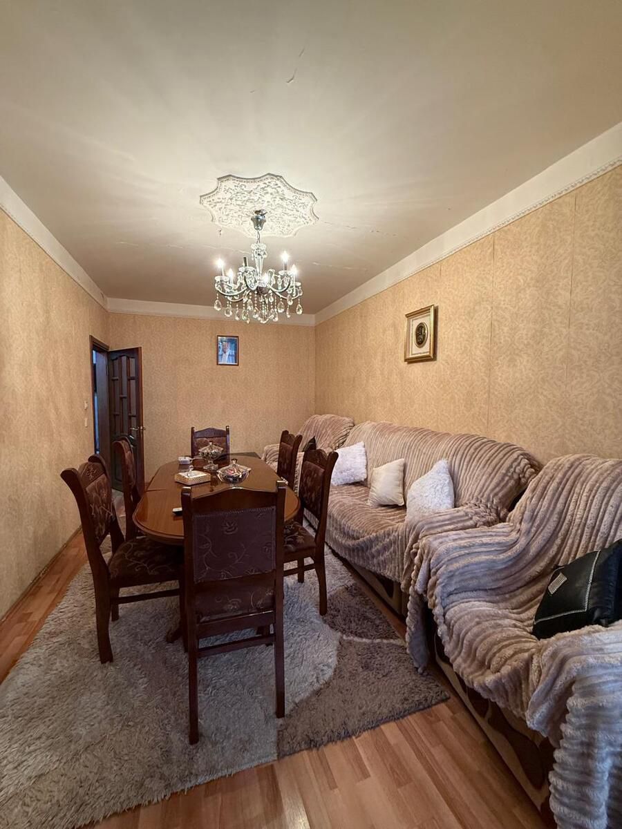 Satılır 5 otaqlı köhnə tikili 110 m² — Mənzil, Bakı (6)