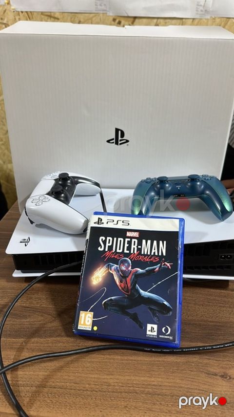 PlayStation 5 (Diskli versiya) seti Komplekt: - PS5 konsolu (disk
