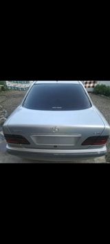 Mercedes W210 baqajı — Cars