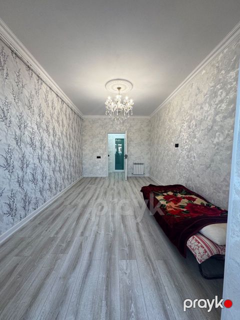 Satılır 2 otaqlı köhnə tikili 50 m²