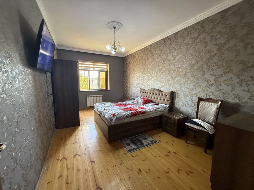 Satılır 6 otaqlı həyət evi/bağ evi 200 m² — Ev, villa, Bakı (9)