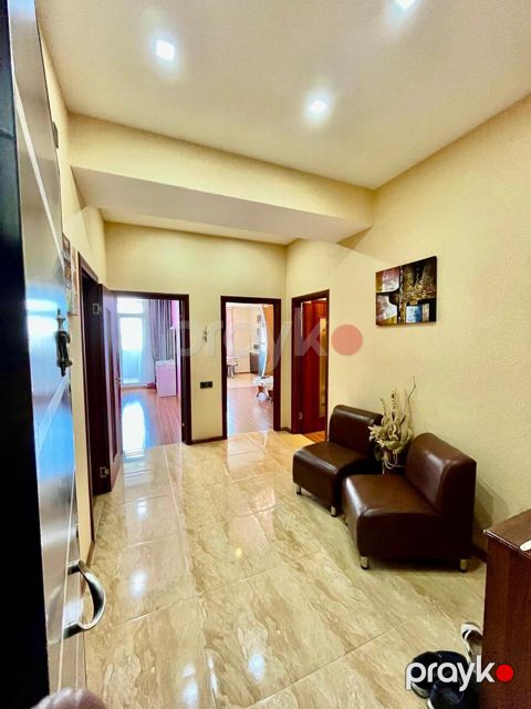 İcarəyə verilir 3 otaqlı yeni tikili 90 m²
