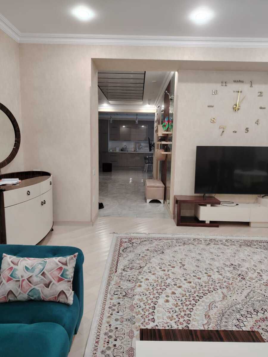 Satılır 4 otaqlı yeni tikili 178 m² — Mənzil, Bakı (8)
