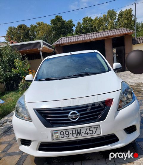 Nissan Sunny: 1.2 l | 2013 il Sedan