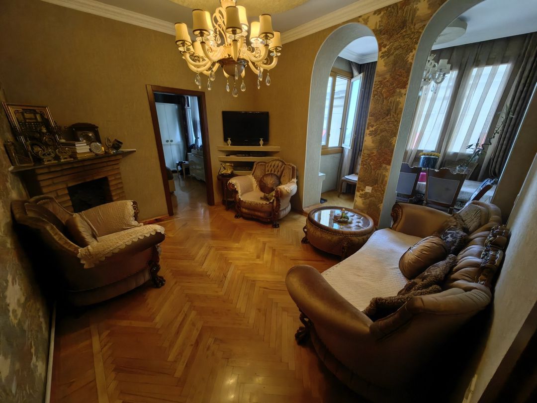 Satılır 3 otaqlı köhnə tikili 103 m² — Mənzil, Bakı (6)