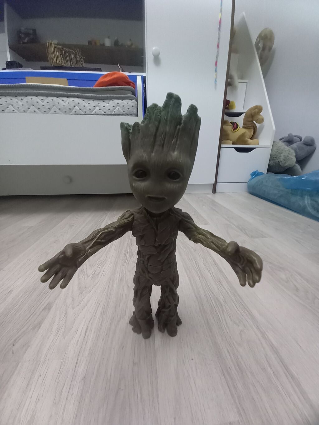 Marvel Guardians of the Galaxy – Baby Groot fiquru işıq tutanda gözu — Oyuncaqlar, Xırdalan (3)