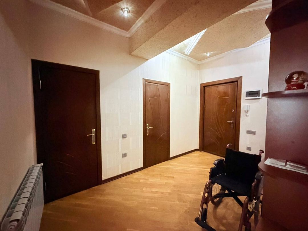 Satılır 3 otaqlı yeni tikili 95 m² — Bakı