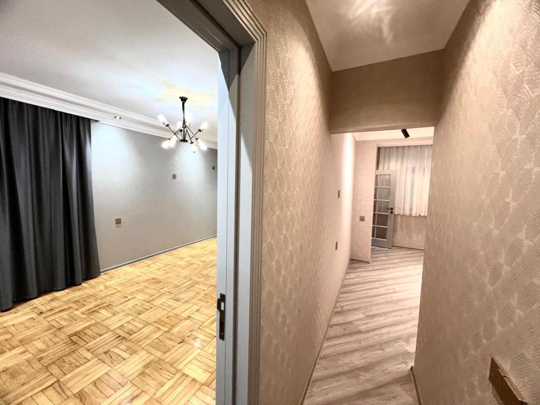 Satılır 2 otaqlı köhnə tikili 65 m² — Mənzil, Bakı (2)