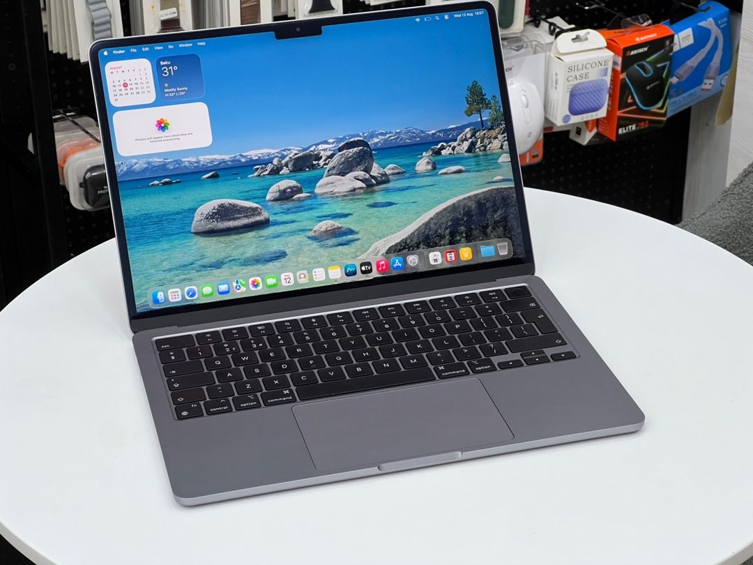 Apple Macbook Air M2 — Elektronika, Bakı
