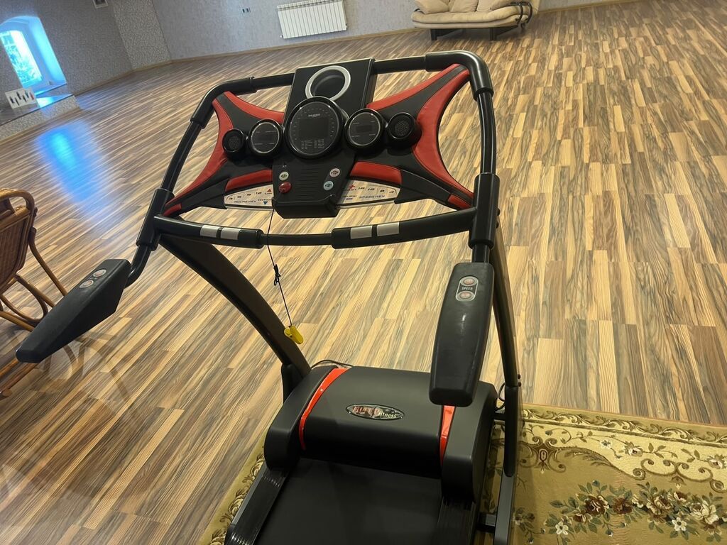 Qaçış trenajoru – HUTTON Fitness (elektrikli) - Geniş qaçış səthi — İdman və istirahət, Bakı (2)