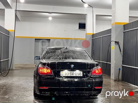 BMW 5 Series (E60) sedan – qara rəng, arxa ötürücülü. - Kuzov: sedan