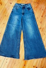 Geniş kəsimli denim şalvar - Model: Yüksək belli, geniş paça — Şəxsi əşyalar