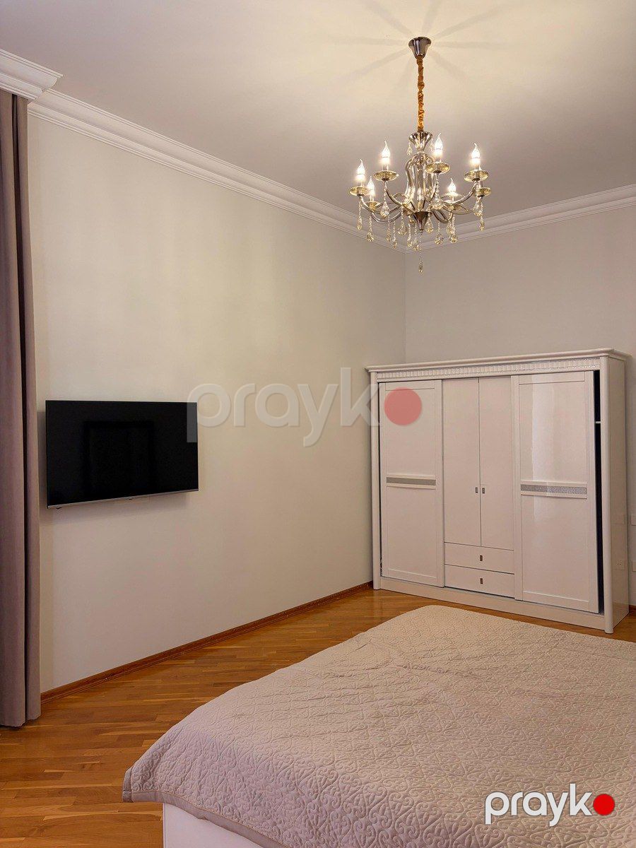 İcarəyə verilir 4 otaqlı yeni tikili 220 m² — Mənzil, Bakı (10)