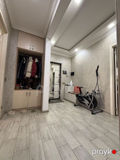 Satılır 3 otaqlı köhnə tikili 76 m²