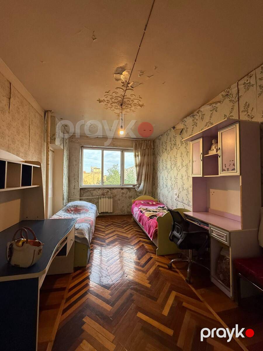 Satılır 4 otaqlı köhnə tikili 100 m² — Mənzil, Bakı (7)