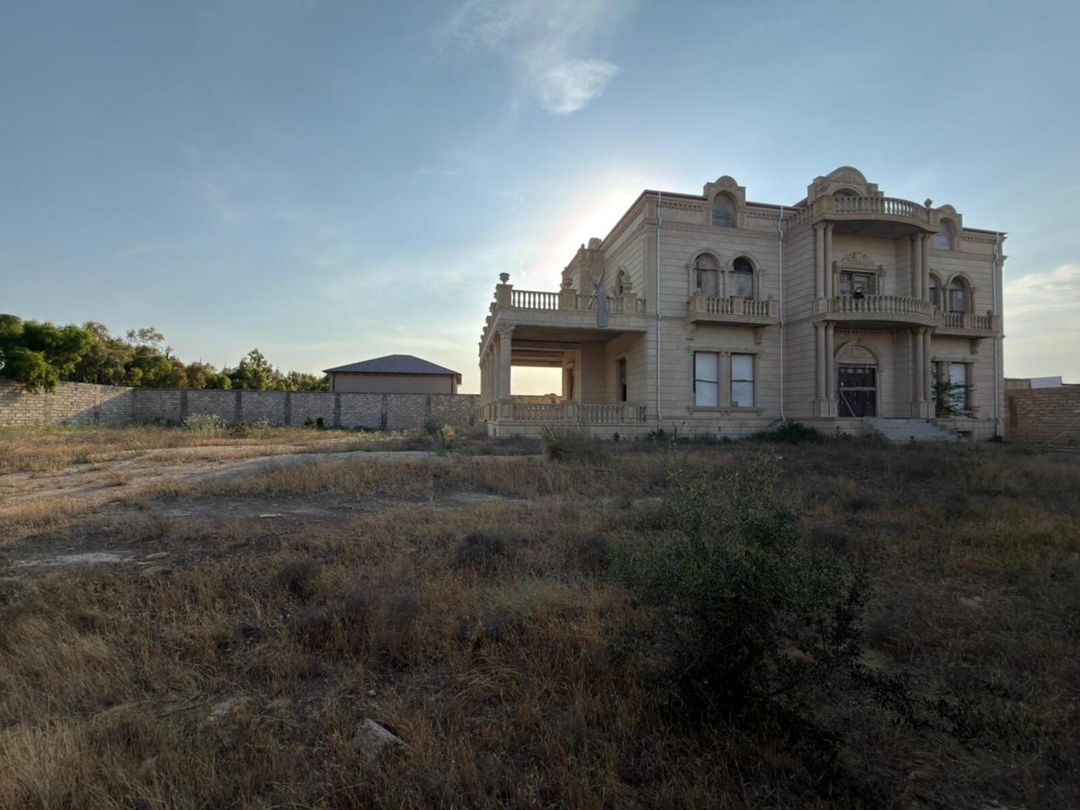 Satılır 10 otaqlı həyət evi/bağ evi 1300 m² — Ev, villa, Bakı (9)