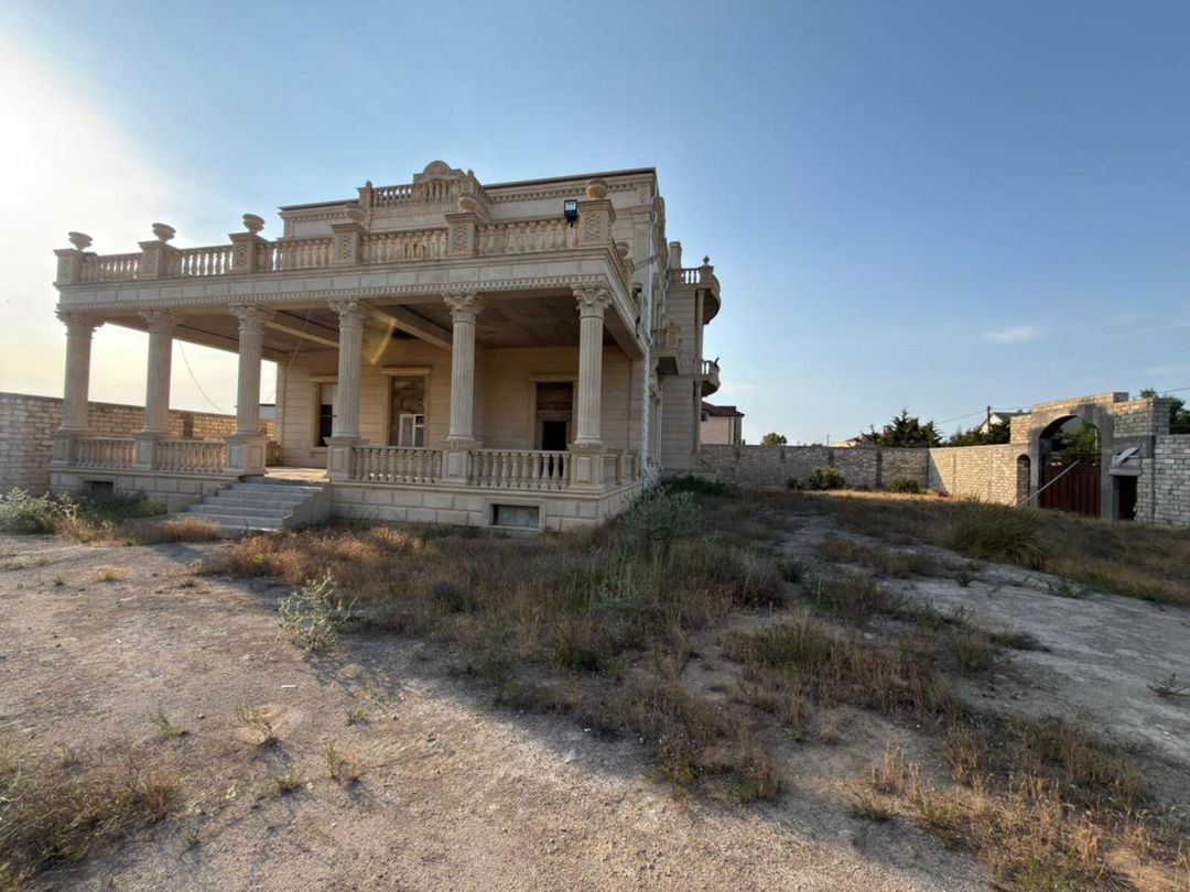 Satılır 10 otaqlı həyət evi/bağ evi 1300 m² — Ev, villa, Bakı (2)