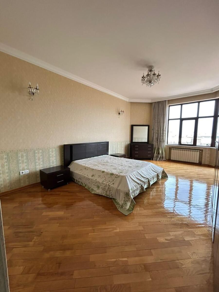 İcarəyə verilir 4 otaqlı yeni tikili 200 m² — Mənzil, Bakı (7)