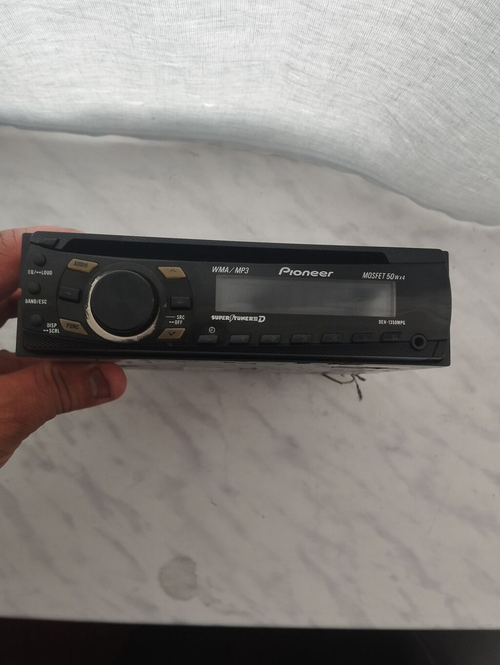 Pioneer DEH-1400UB avtomobil MP3/WMA qəbuledicisi - 1