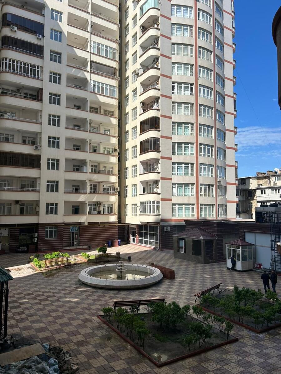 Satılır 3 otaqlı yeni tikili 121 m² — Mənzil, Bakı (2)