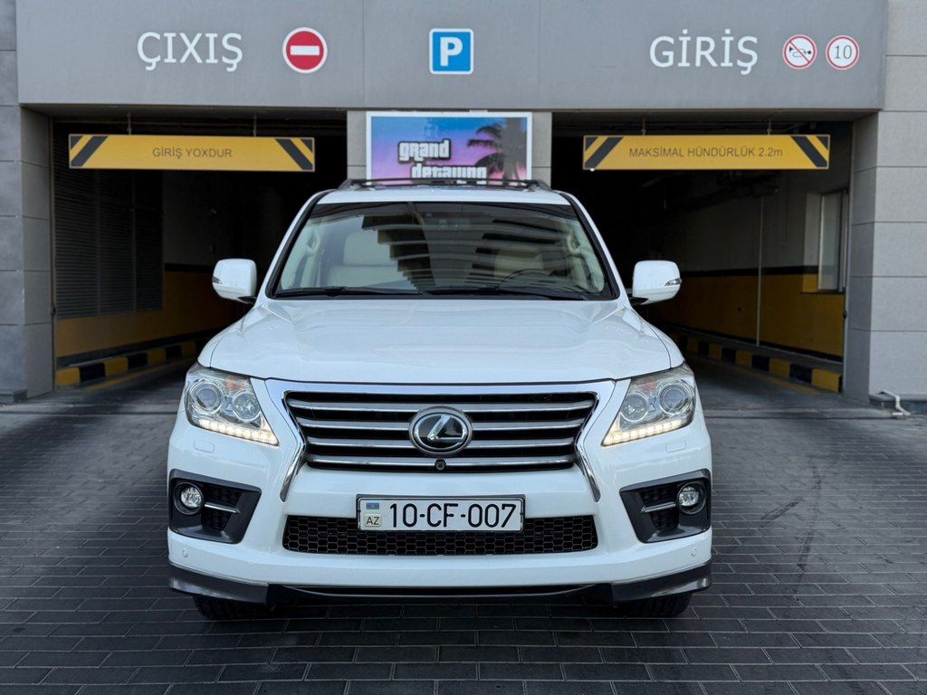 Lexus LX 570, 5.7 L, 2014 il, 192 000 km — Avtomobillər, Bakı