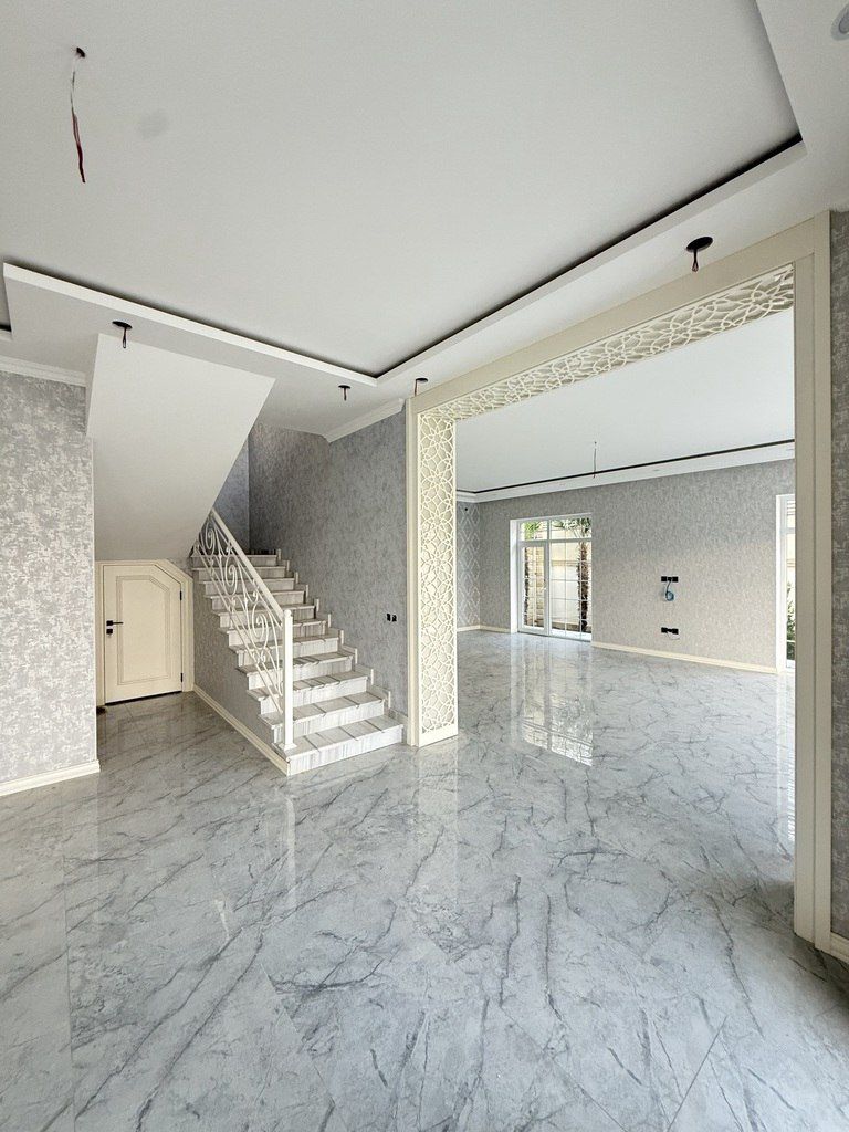 Satılır 5 otaqlı həyət evi/bağ evi 300 m² — Ev, villa, Bakı (8)