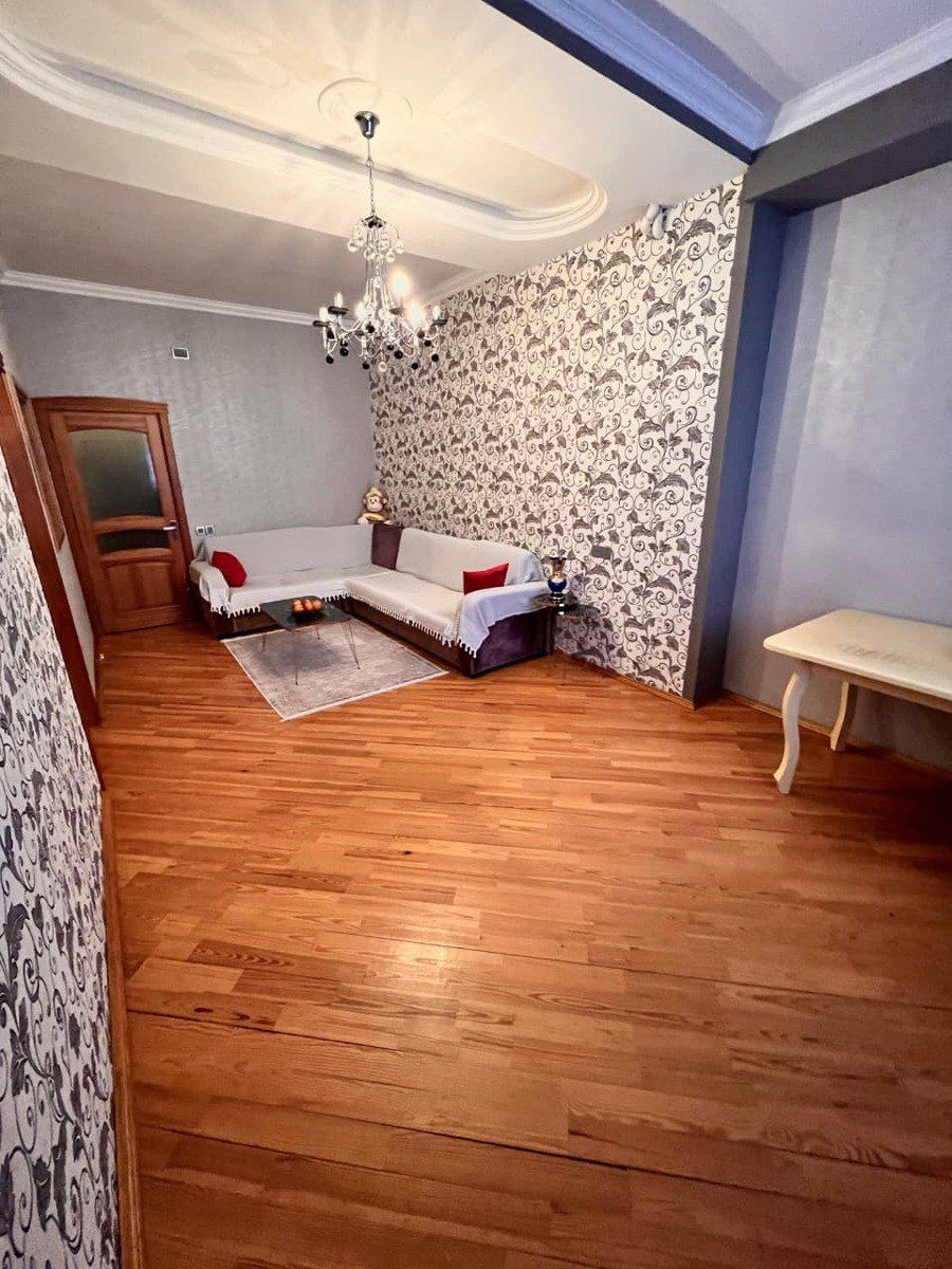 Satılır 3 otaqlı köhnə tikili 80 m² — Mənzil, Bakı (3)