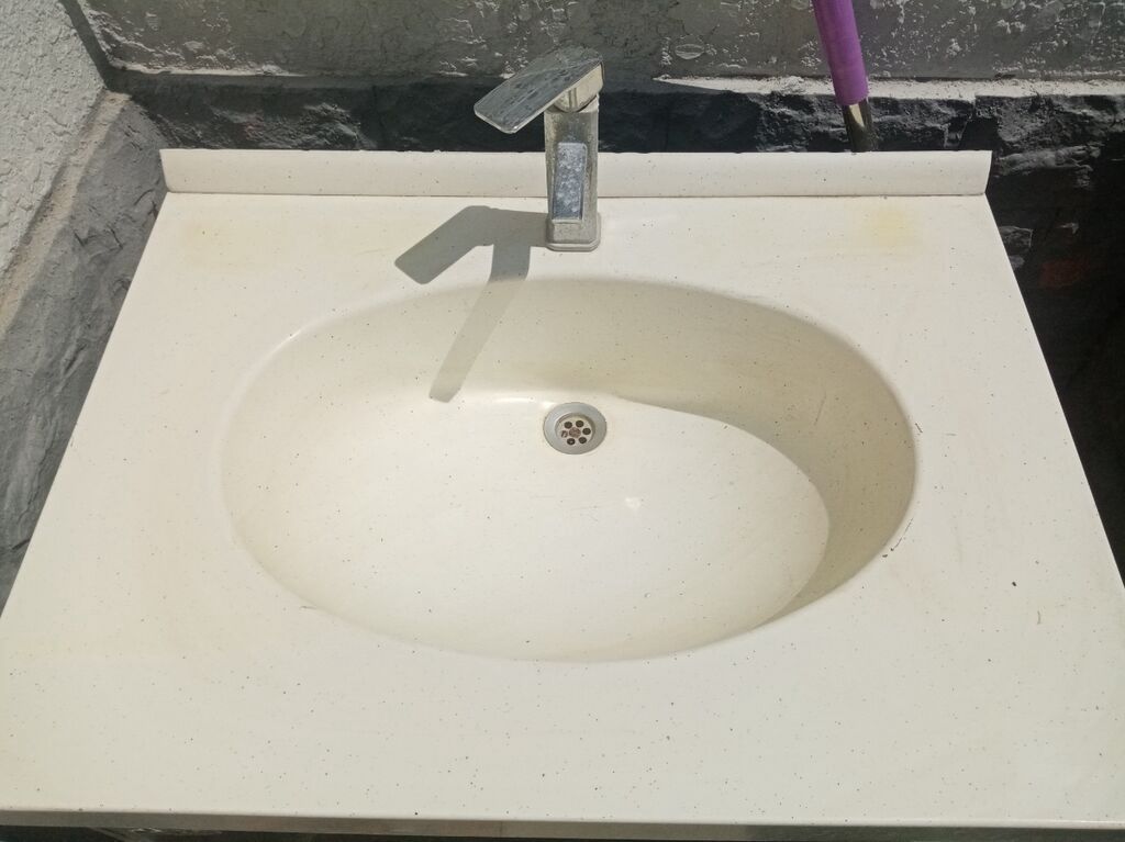 Akril lavabo və qarışdırıcı kran dəsti hamam otağı üçün