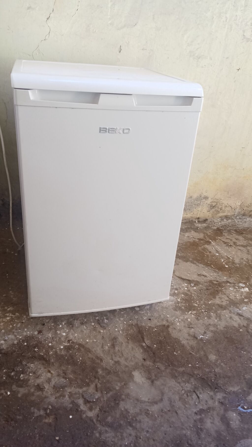 Beko mini soyuducu tam işlək vəziyyətdədir yaxşı soyudur işləyir — Soyuducular, Bakı