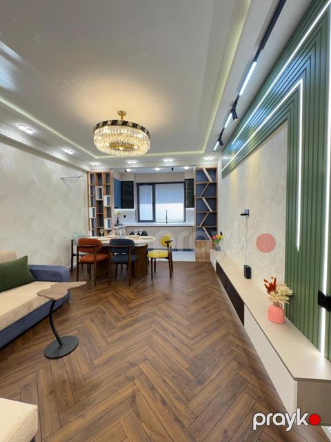 Satılır 3 otaqlı yeni tikili 110 m²