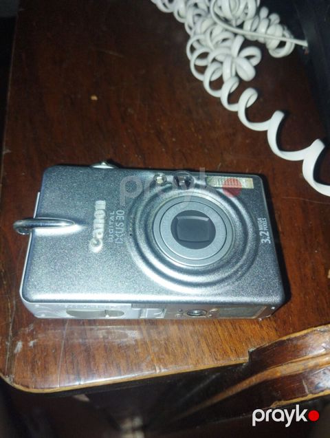 Canon Digital IXUS i Zoom kompakt fotoaparat - 3.2 MP CCD sensor - — Bakı