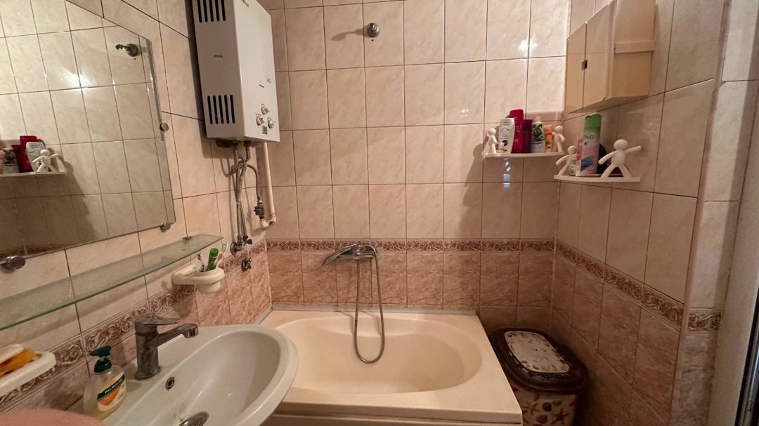 Satılır 2 otaqlı köhnə tikili 50 m² — Mənzil, Bakı (9)