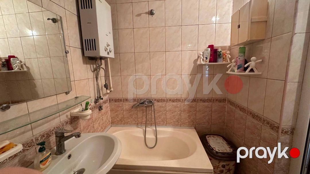 Satılır 2 otaqlı köhnə tikili 50 m² — Mənzil, Bakı (9)