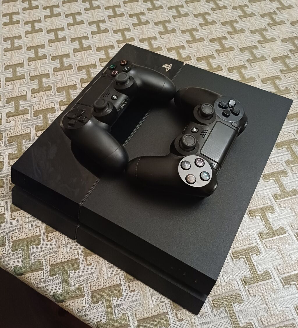 PlayStation 4 (PS4) oyun konsolu – 2 ədəd DualShock 4 pultu ilə — Elektronika, Bakı (3)
