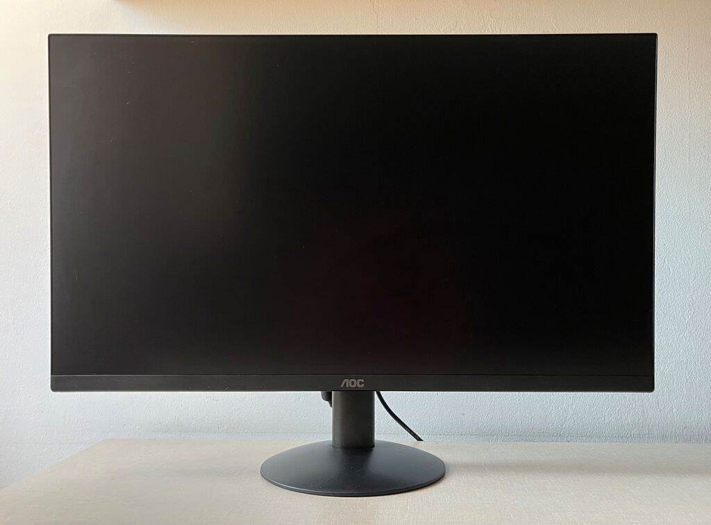 Güclü Gaming və İş Kompüteri + AOC 2K 180Hz Mini-LED Monitor Demək