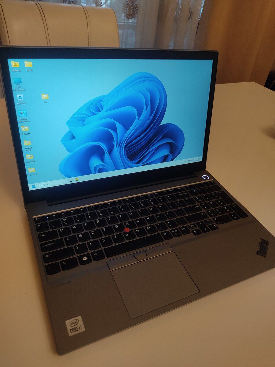 Noutbuk Lenovo Thinkpad E15 — Elektronika, Bakı