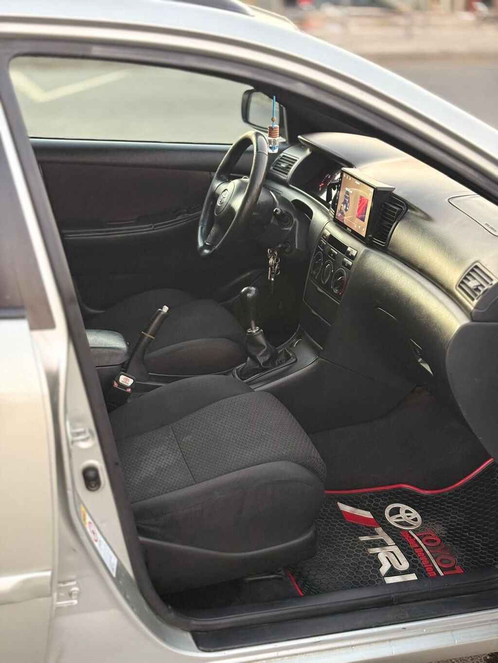 Toyota Corolla: 1.4 l | 2006 il Universal — Avto, Qobu (7)