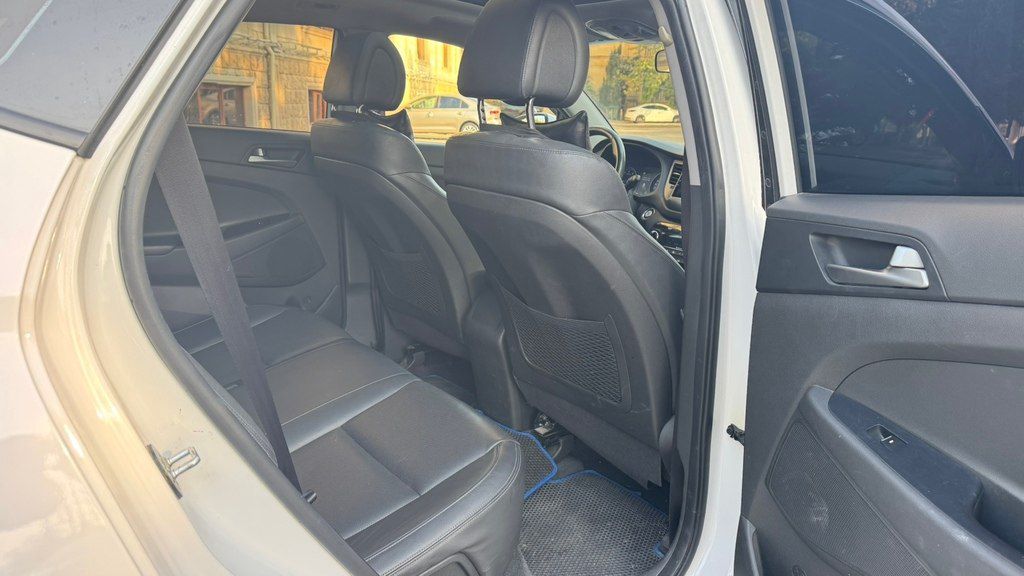 Hyundai Tucson, 2.0 L, 2015 il, 91 000 km — Avtomobillər, Bakı (8)
