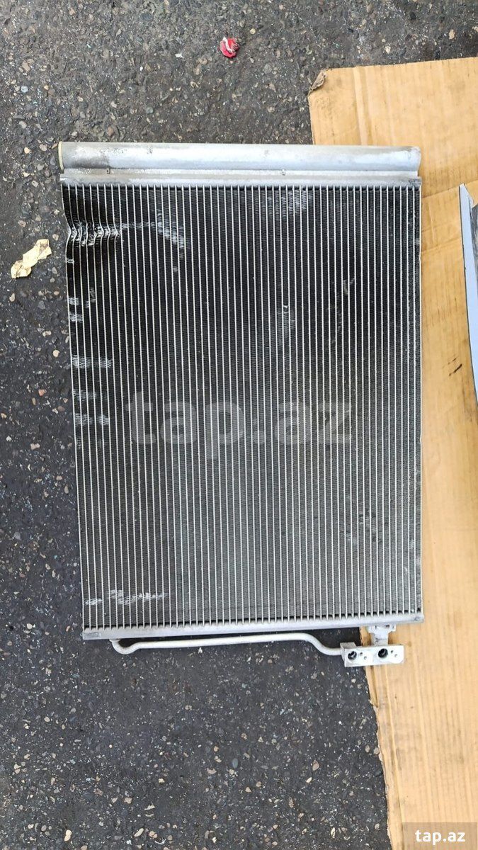 BMW kondisioner radiatoru — Ehtiyat hissələri və aksesuarlar, Bakı