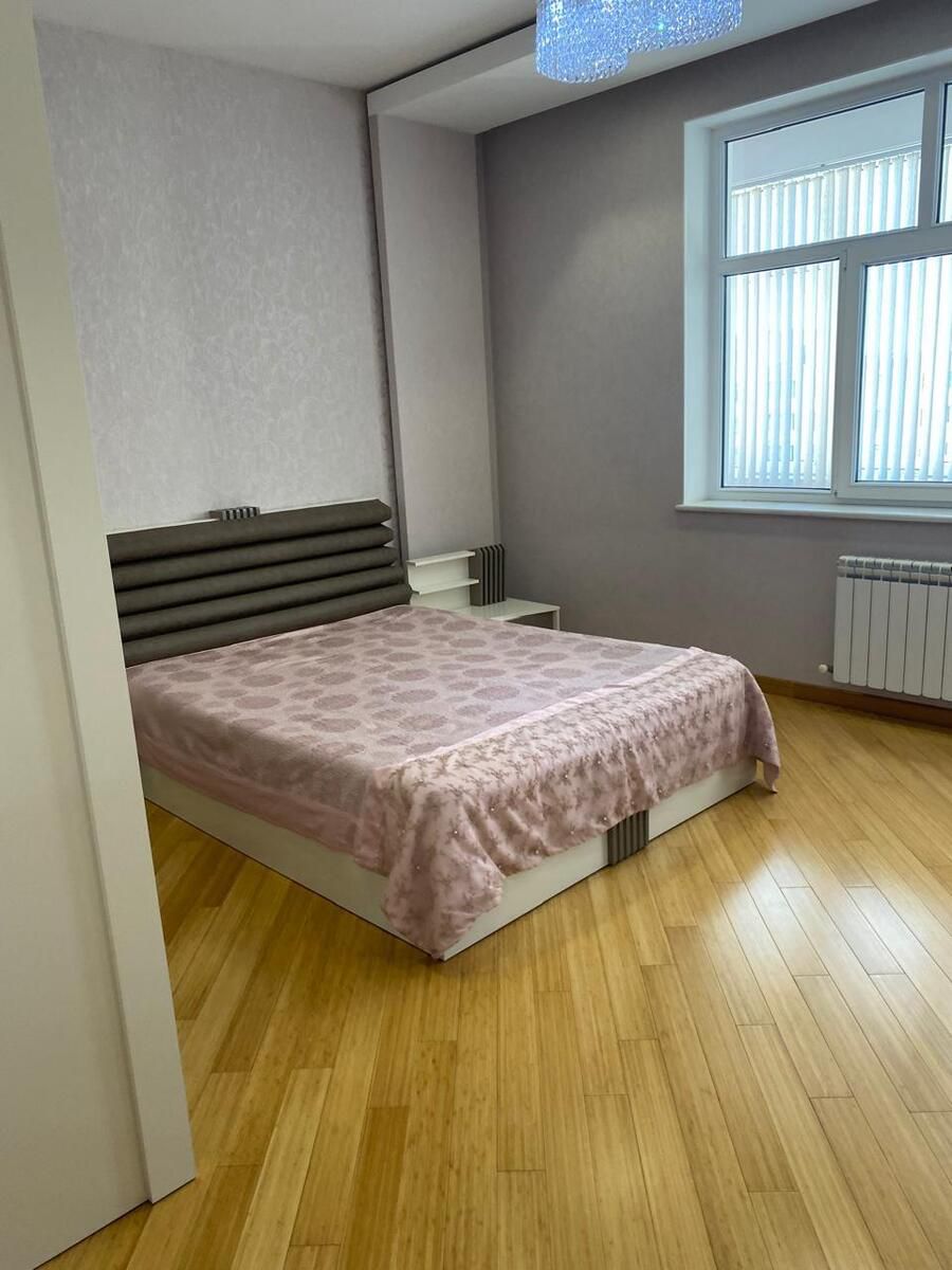 İcarəyə verilir 3 otaqlı yeni tikili 150 m² — Mənzil, Bakı (7)