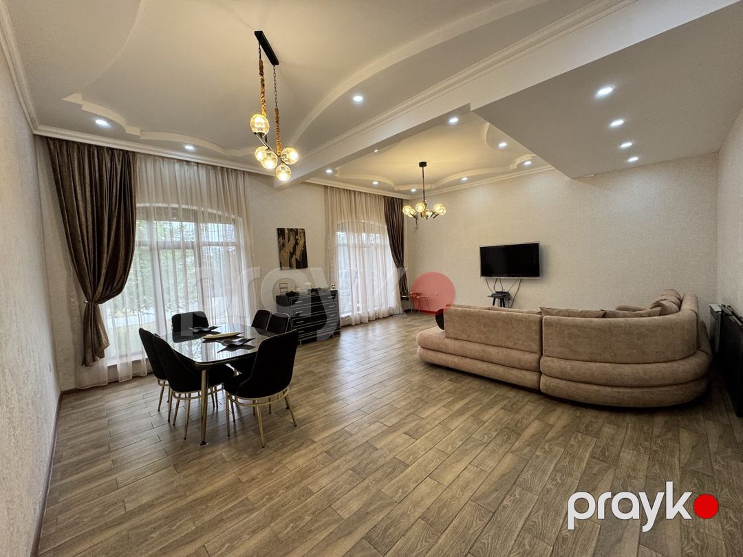 Satılır 6 otaqlı həyət evi/bağ evi 250 m² — Ev, villa, Bakı (3)