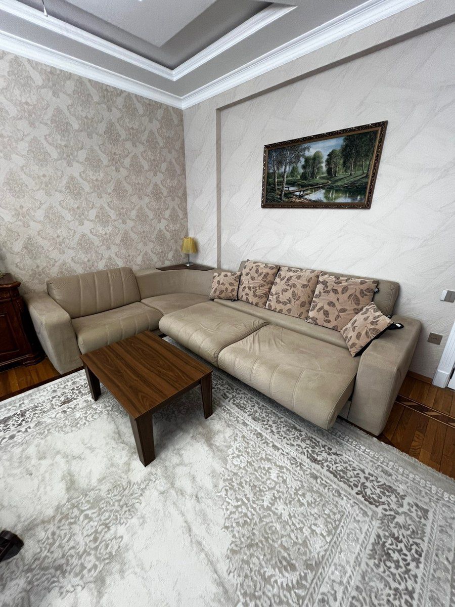 Künc divan — Matraslar, Bakı (5)