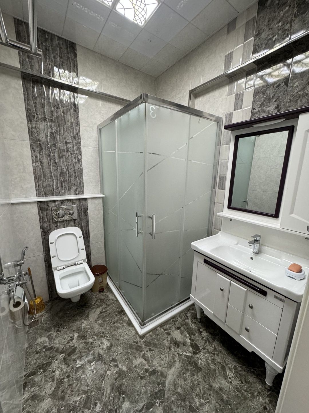 İcarəyə verilir 3 otaqlı yeni tikili 140 m² — Mənzil, Bakı (11)