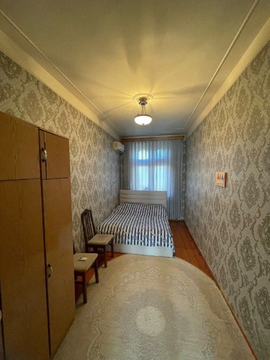 Satılır 2 otaqlı köhnə tikili 56 m² — Mənzil, Bakı (5)