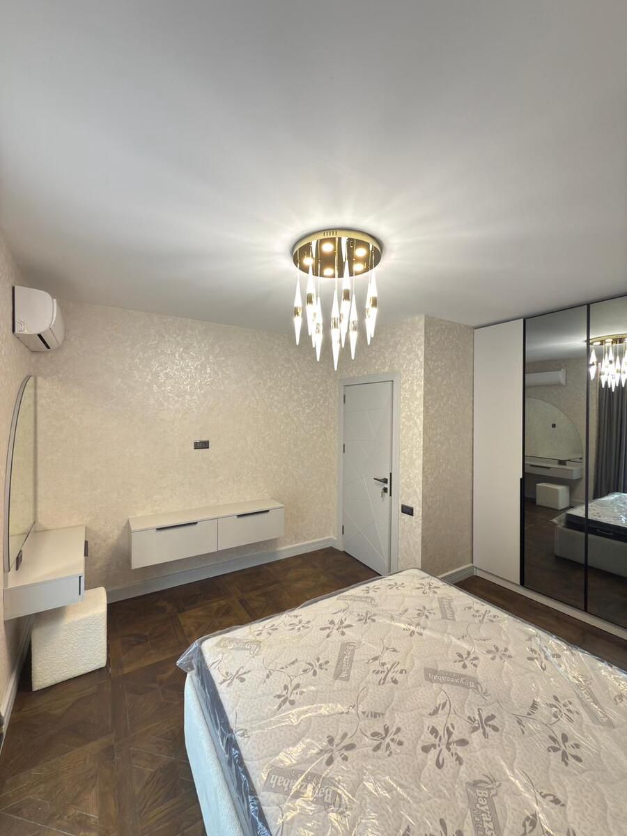Satılır 4 otaqlı həyət evi/bağ evi 275 m² — Ev, villa, Bakı (10)